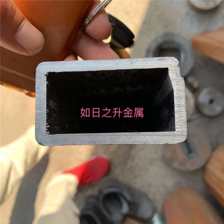 20#無縫方管廠20#無縫方矩管現(xiàn)貨 一支起訂 切割零售