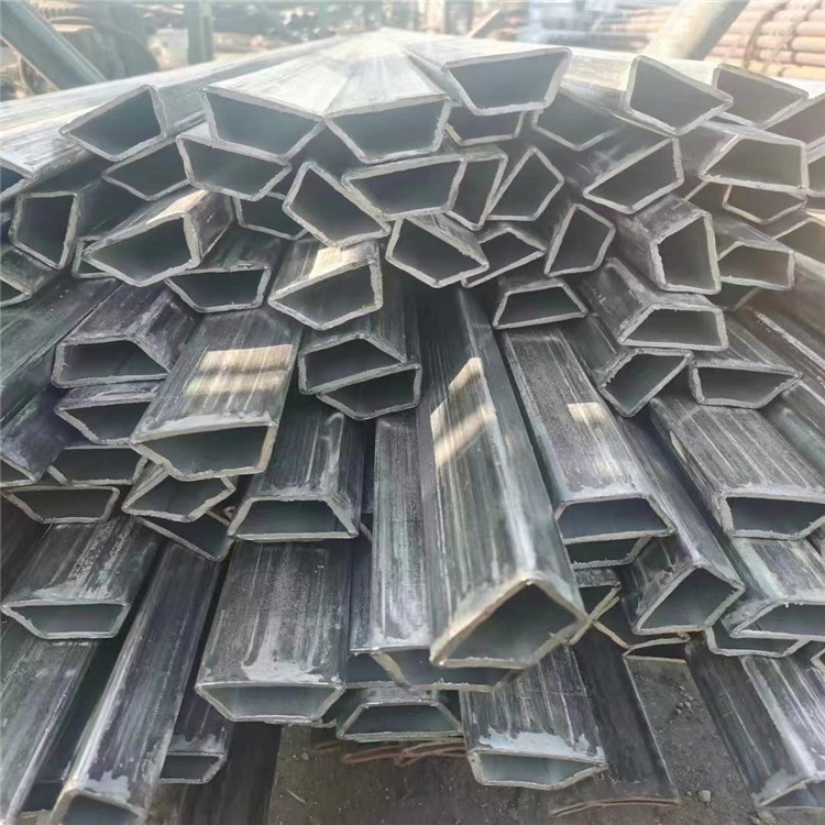浙江Q345方管 大口徑方矩管如日之升現(xiàn)貨供應(yīng)