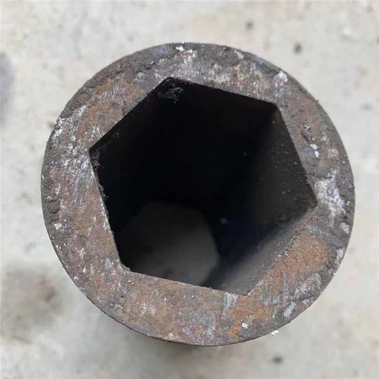 冷拔鋼管熱軋無(wú)縫鋼管套筒鋼管精密無(wú)縫碳素鋼管