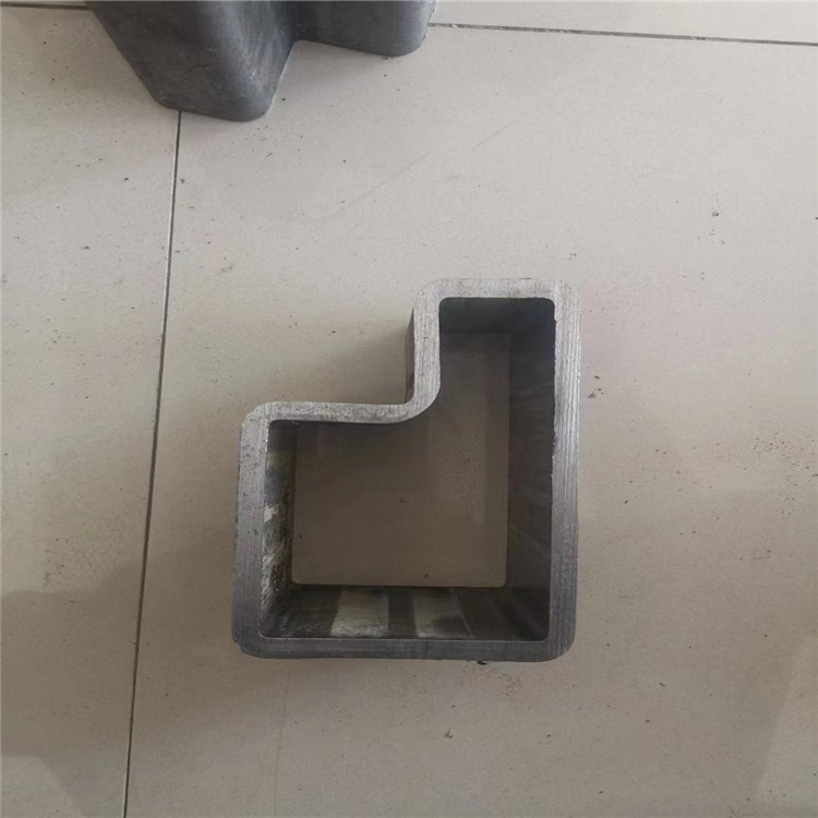現(xiàn)貨供應(yīng) 異型管 p形管 家具支架裝修造型用 規(guī)格齊全