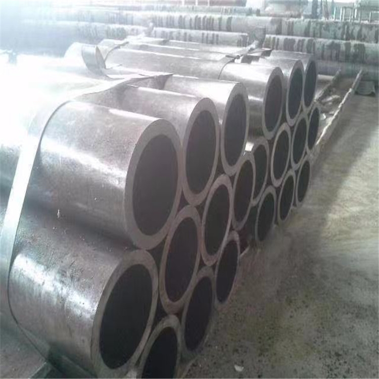 優(yōu)質(zhì)碳素結(jié)構(gòu)管石油地質(zhì)鉆探用管大量供應(yīng)無(wú)縫管廠家
