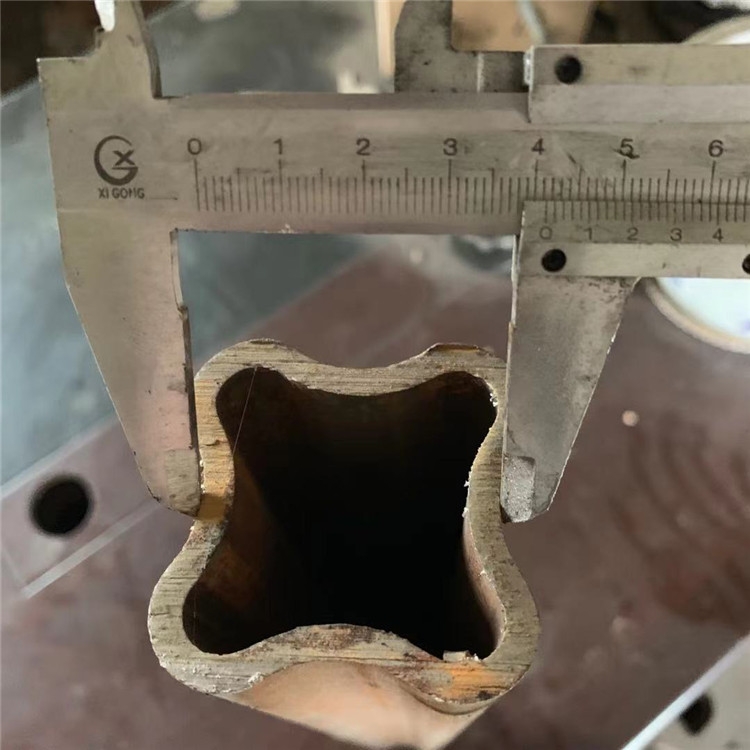 云南錘布機(jī)方鋼套子薄壁異形方矩管定制加工自由伸縮套管