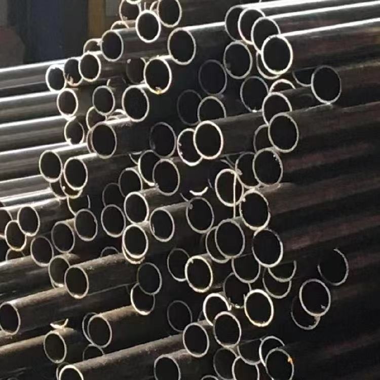 山東42crMo無(wú)縫鋼管 小口徑鋼管廠家直銷