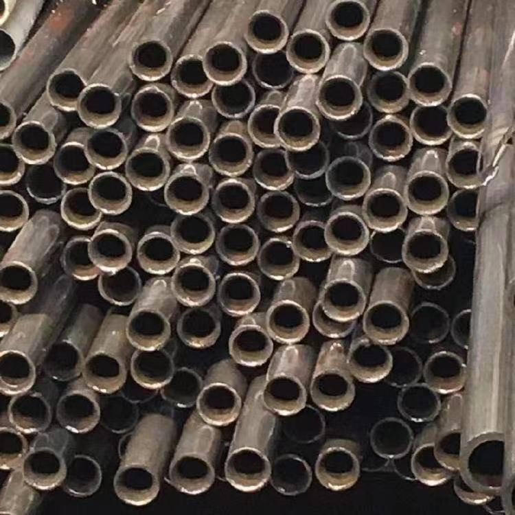 精密鋼管,45號(hào)精密管現(xiàn)貨價(jià)格冷拔精密無(wú)縫鋼管,45#精軋鋼管