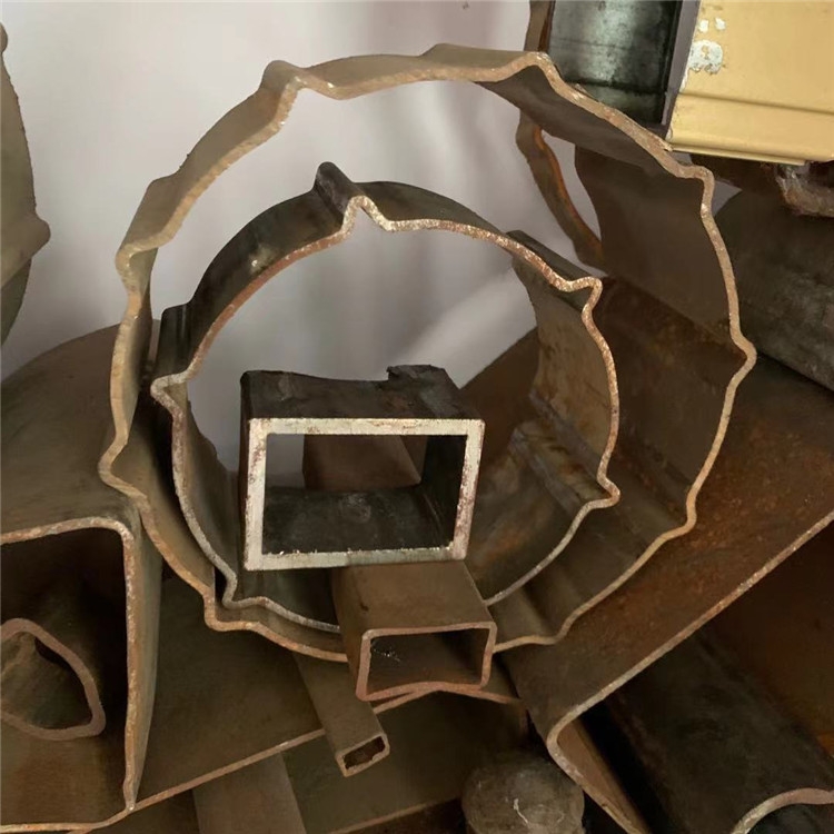 揚(yáng)州異型無(wú)縫鋼管外圓內(nèi)方管 精軋光亮異形鋼管廠家