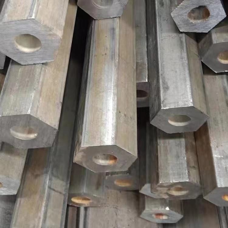 六角管廠家 六角形管批發(fā)價 六角形鋼管 規(guī)格齊全 6角管