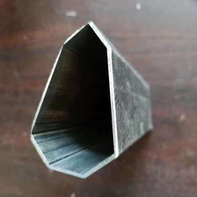 來圖定制冷拉異型管 規(guī)格齊全工業(yè)三角管深加工 支持批發(fā)