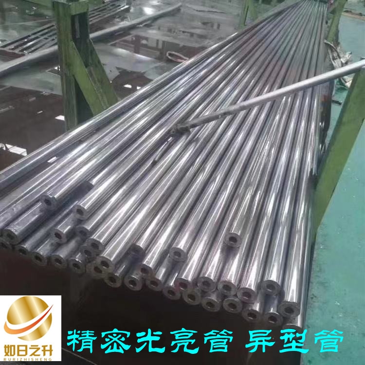 108X6無縫鋼管現(xiàn)貨 127X30無縫鋼管現(xiàn)貨 108X12無縫鋼管